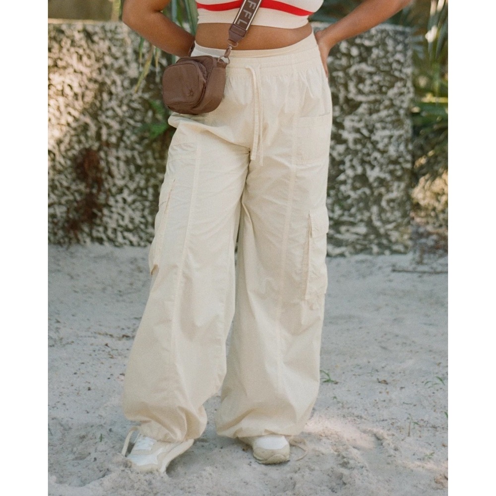 Aerie Go-For-It Baggy Loose Cargo Pants Beige Womens Large Y2k Skater Grunge